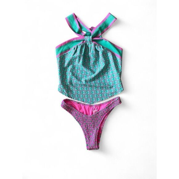 MILK & HONEY Women’s Swimsuit 2 Pieces Sz S-M Great condition Sexy and beautiful - Picture 1 of 5